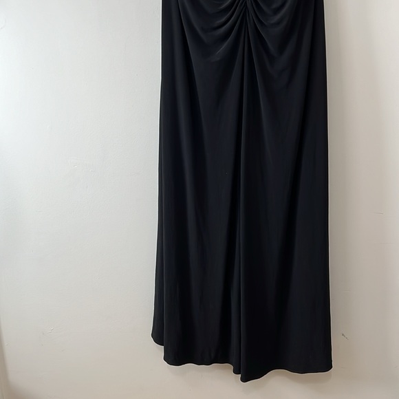 NV Couture gown - Picture 6 of 11